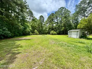 133 Riverside Drive, Beaufort, NC 28516 — 3-bedroom home in Riverside Estates, Beaufort, NC, photo 16 of 29: Back Yard
