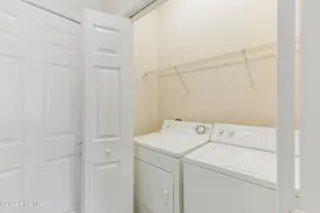5118 Elton Drive SE, Southport, NC 28461 — 3-bedroom townhome in South Harbour Village, Southport, NC, photo 15 of 62: 5118 Elton-13