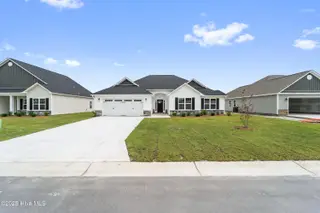 412 Montgomery Drive, Jacksonville, NC 28546 – photo 1: DSC07324