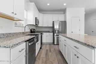 305 W Cypress Street, Elizabeth City, NC 27909 – photo 12: 12-web-or-mls-cypresslisting-23