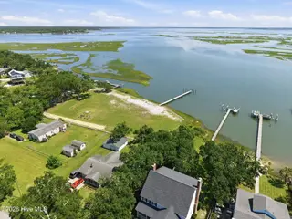 184 2 Lennoxville Point Road, Beaufort, NC 28516 – photo 9: 10-web-or-mls-DJI_20260702113213_0414_D