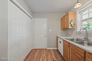 113 Airleigh Place, Richlands, NC 28574 – photo 19: 43-web-or-mls-_RAD4325