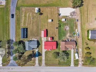 1388 Halltown Road, Jacksonville, NC 28546 — 3-bedroom home in Breckenridge, Jacksonville, NC, photo 5 of 42: 03-DJI_20260928132507_0007_D-Edit
