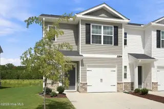 3204 Tatlock Way 8a, Greenville, NC 27834 – photo 3: 3-web-or-mls-IMG_0091_edit