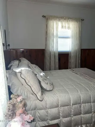 215 Nunn Street, Havelock, NC 28532 – photo 18: Guest room 3