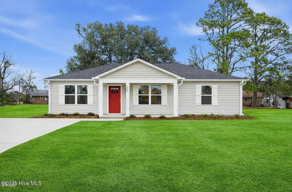 222 Rae Street, Warsaw, NC 28398 – photo 1 of 30: IMG_6024