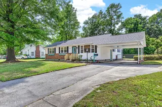 1115 Clifton Road, Jacksonville, NC 28540 – photo 2: 01-3-4