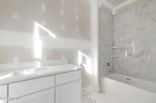 205 Cumberland Street, Newport, NC 28570 – photo 16: Full Bath