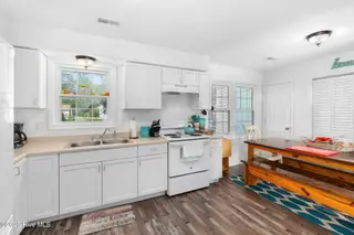 114 Wolfpack Court, Havelock, NC 28532 – photo 9: 5-web-or-mls-cchadwick-visuals-114-wolfp