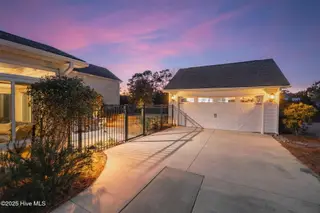 161 Gray Duck Drive, Beaufort, NC 28516 – photo 8: Detached garage /driveway