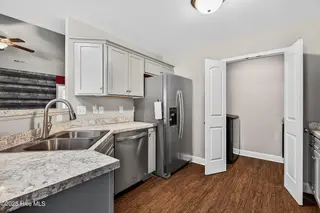 401 Mccall Drive, Jacksonville, NC 28540 – photo 23: 12