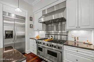 1821 Baywater Court SE, Bolivia, NC 28422 — 3-bedroom home in Winding River Plantation, Bolivia, NC, photo 10 of 69: Kitchen (35)