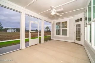 105 Windswept Lane, Beaufort, NC 28516 – photo 11: Spacious Screened Porch