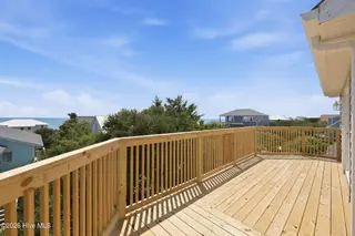 102 Periwinkle Drive, Emerald Isle, NC 28594 – photo 21: 48-web-or-mls-IMG_5917