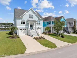 361 Summerhouse Drive, Holly Ridge, NC 28445 – photo 3: 2-web-or-mls-DJI_20250826150346_0645_D