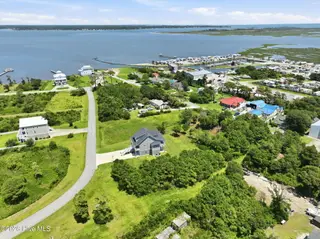 154 Westbay Circle, Harkers Island, NC 28531 – photo 8: 7-web-or-mls-154 Westbay 007