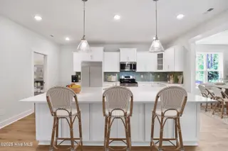 33 S Bandwheel Way, Hampstead, NC 28443 – photo 18: 5 kitchen