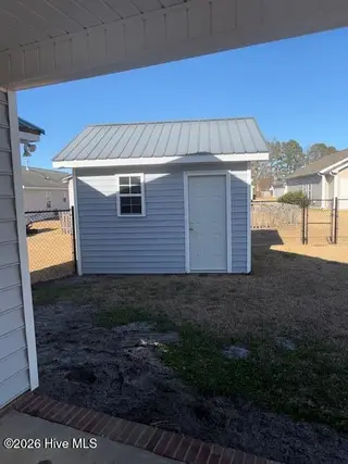 3400 Saybrook Court, Winterville, NC 28590 – photo 2: IMG_0508