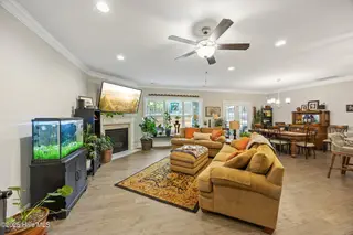 822 Winston Pines Drive, Aberdeen, NC 28315 — 5-bedroom home in Winston Pines, Aberdeen, NC, photo 14 of 51: 14_img_7043