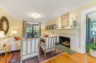 260 S Ashe Street, Southern Pines, NC 28387 – photo 14: Living Room