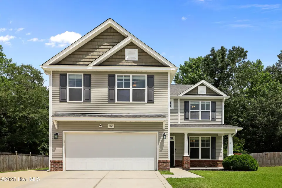 206 Merin Height Road, Jacksonville, NC 28546 – photo 1 of 48: 1-web-or-mls-206 Merin Height Road 104
