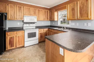 2345 Vineyard Drive E-10, Winterville, NC 28590 – photo 4: 20260324 MLS S_Nilsen 2345 Vineyard Dr U