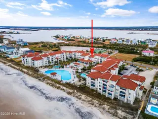 790 New River Inlet Road Unit 301b, North Topsail Beach, NC 28460 — 2-bedroom condo in Villa Capriani, North Topsail Beach, NC, photo 22 of 31: 790newriverinletrd_00029
