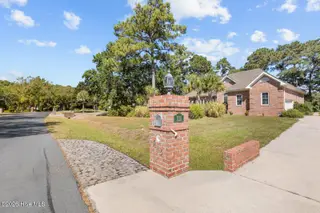 315 Seascape Drive, Sneads Ferry, NC 28460 — 3-bedroom home in North Shore Country Club, Sneads Ferry, NC, photo 4 of 58: seascape-4