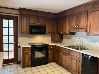 405 Seminole Trail, Jacksonville, NC 28540 – photo 16