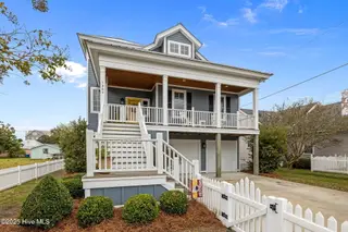 1209 Shepard Street, Morehead City, NC 28557 – photo 2: 1209 Shepard St