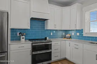 2307 Emerald Drive, Emerald Isle, NC 28594 – photo 15: 39-web-or-mls-1S3A1026