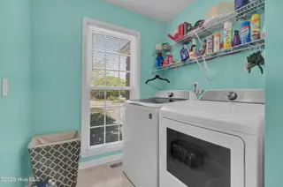 604 Van Dorn Court, Wilmington, NC 28412 — 4-bedroom home in Preston Woods, Wilmington, NC, photo 13 of 40: 013_img_9485_105