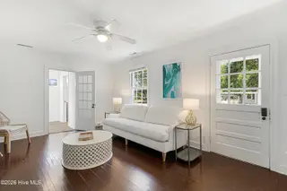 1710 Shepard Street, Morehead City, NC 28557 – photo 4: Living room