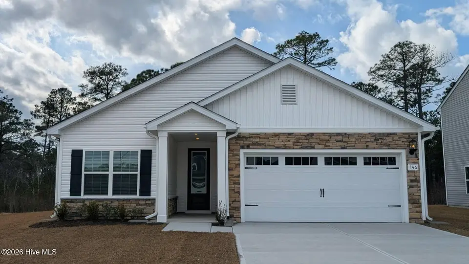 146 S Umbrella Palm Drive, Hampstead, NC 28443 – photo 1 of 16: 146 Umbrella Palm