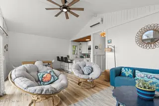 339 NE 50th Street, Oak Island, NC 28465 – photo 6