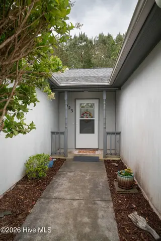 123 Daphne Drive, Hubert, NC 28539 – photo 4: closer entry