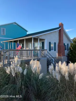 122 Ocean Boulevard E, Holden Beach, NC 28462 – photo 24: Holden Beach side yard