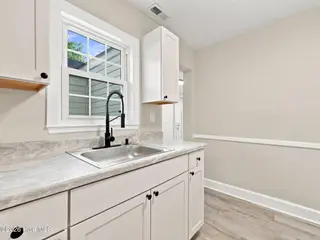 124 Sherwood Road, Jacksonville, NC 28540 – photo 17