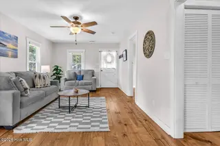129 Glendale Drive, Wilmington, NC 28401 — 2-bedroom home in Wrightsboro, Wilmington, NC, photo 8 of 56