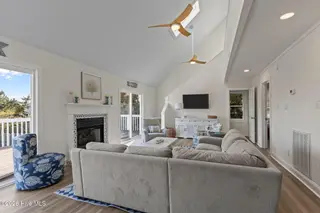 5423 Emerald Drive, Emerald Isle, NC 28594 – photo 23: 54-web-or-mls-1S3A4199