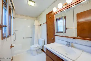 2005 Caracara Drive, New Bern, NC 28560 – photo 19: Master Bath