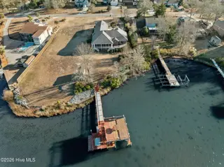 459 Chadwick Shores Drive, Sneads Ferry, NC 28460 – photo 20: 20-web-or-mls-20-print-18_1 copy