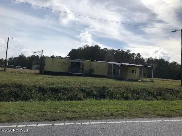13726 Nc Highway 33, Blounts Creek, NC 27814 – photo 1 of 10: IMG_2133