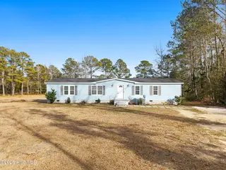 286 Edgewater Drive SW, Shallotte, NC 28470 — 3-bedroom manufactured home, Shallotte, NC, photo 3 of 56: 2-web-or-mls-DJI_20260120144707_0450_D