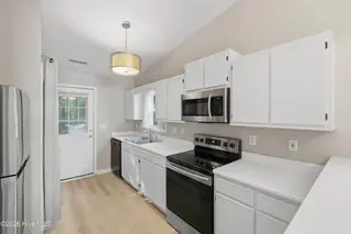 707 Varsity Drive, Wilmington, NC 28403 – photo 10