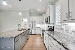 7028 Bonaventure Street SW, Ocean Isle Beach, NC 28469 – photo 20: 7028BonaventureStreetSouthwest-14