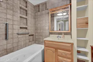 4911 Oleander Drive, Wilmington, NC 28403 – photo 11: 011_img_5399_93