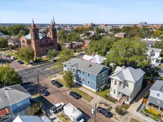 223 S 5th Avenue, Wilmington, NC 28401 — 6-bedroom home in Historic District, Wilmington, NC, photo 4 of 48: Focused Aerial