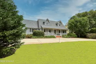 2020 Robert Ruark Drive SE, Southport, NC 28461 – photo 2: imgHP9y