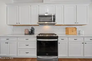 2332 Charity Lane, Winterville, NC 28590 — 4-bedroom home in Colony Woods South, Winterville, NC, photo 6 of 41: 31-web-or-mls-IMG_0036